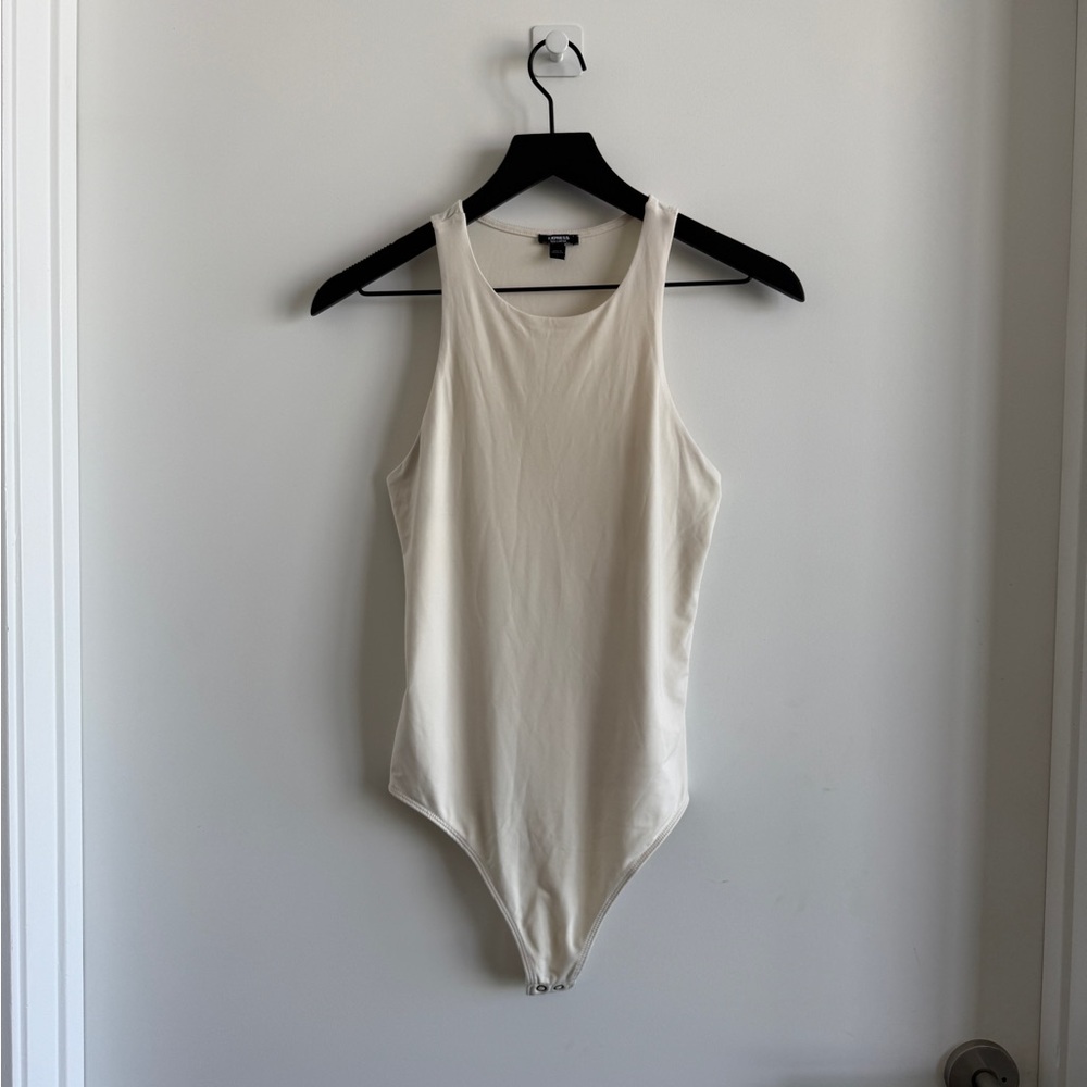 Express Cream Body Contour Top